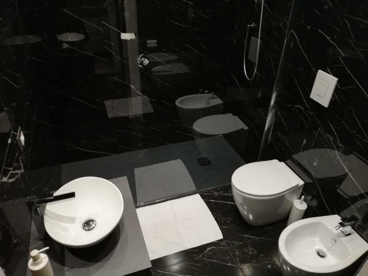 Sant Efisio Host Hotel Cagliari Luaran gambar